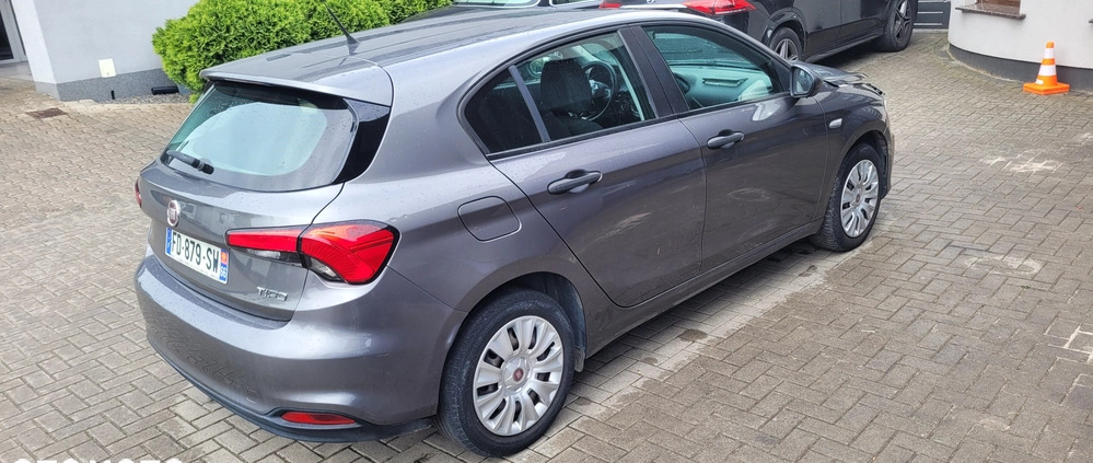 Fiat Tipo cena 18800 przebieg: 112000, rok produkcji 2017 z Krotoszyn małe 37
